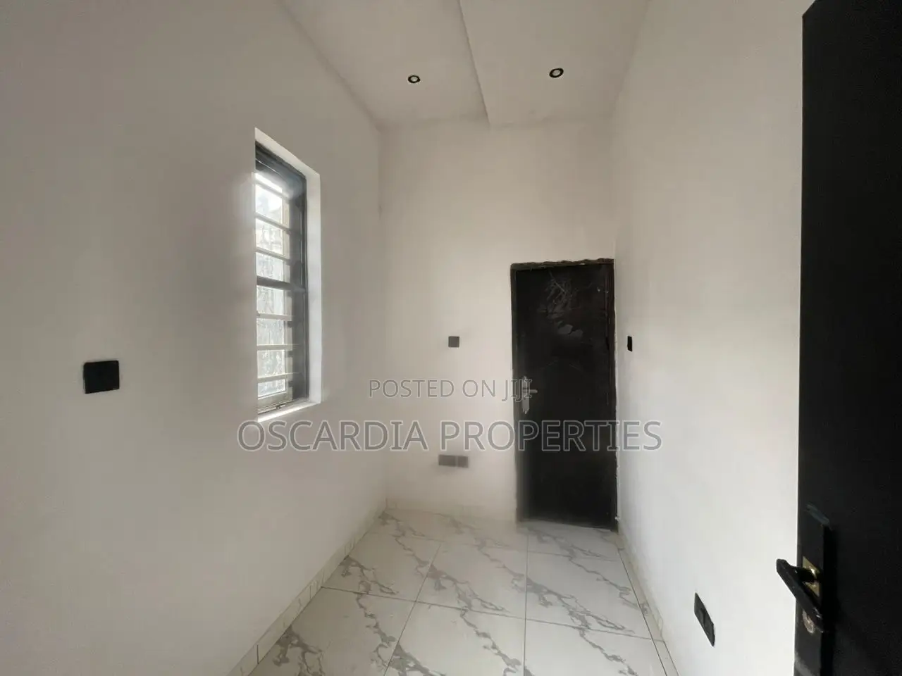3bdrm Duplex in Sangotedo for sale