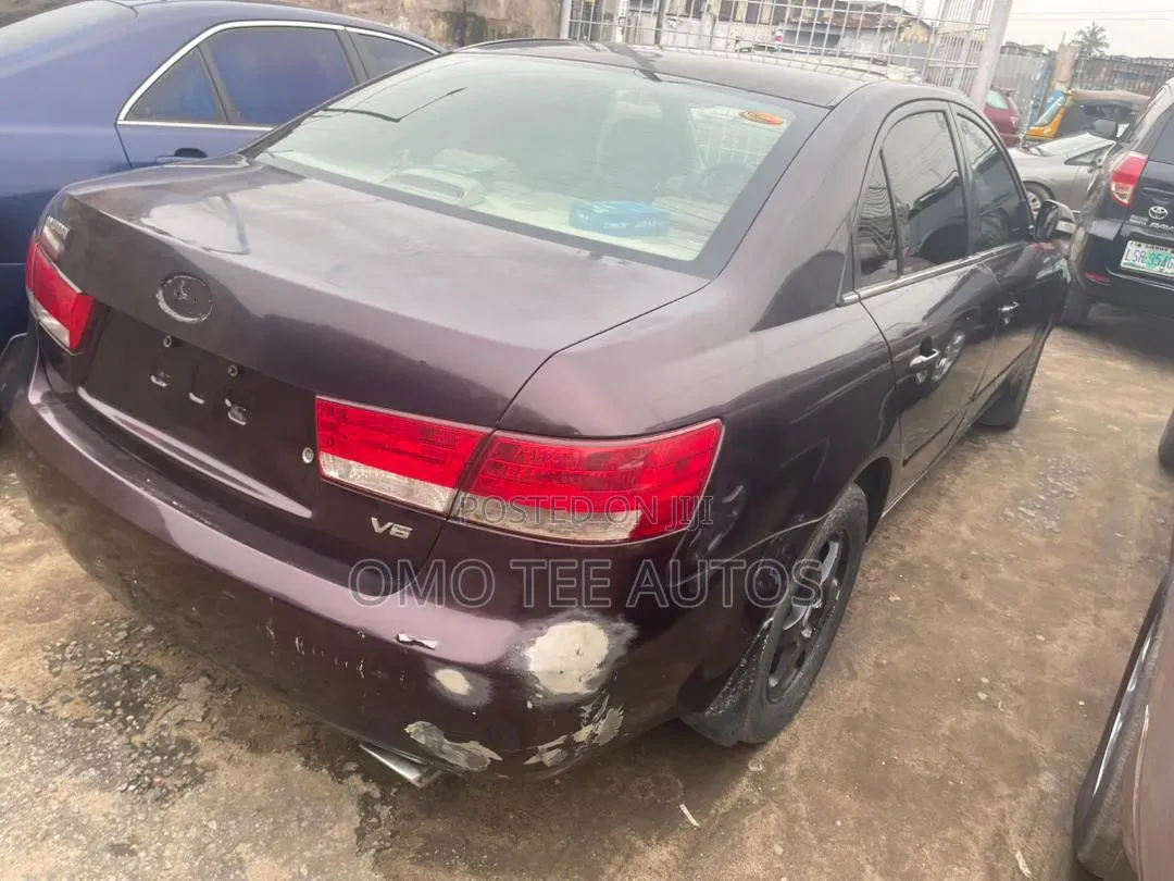 Hyundai Sonata 3.3 LX 2006 Purple