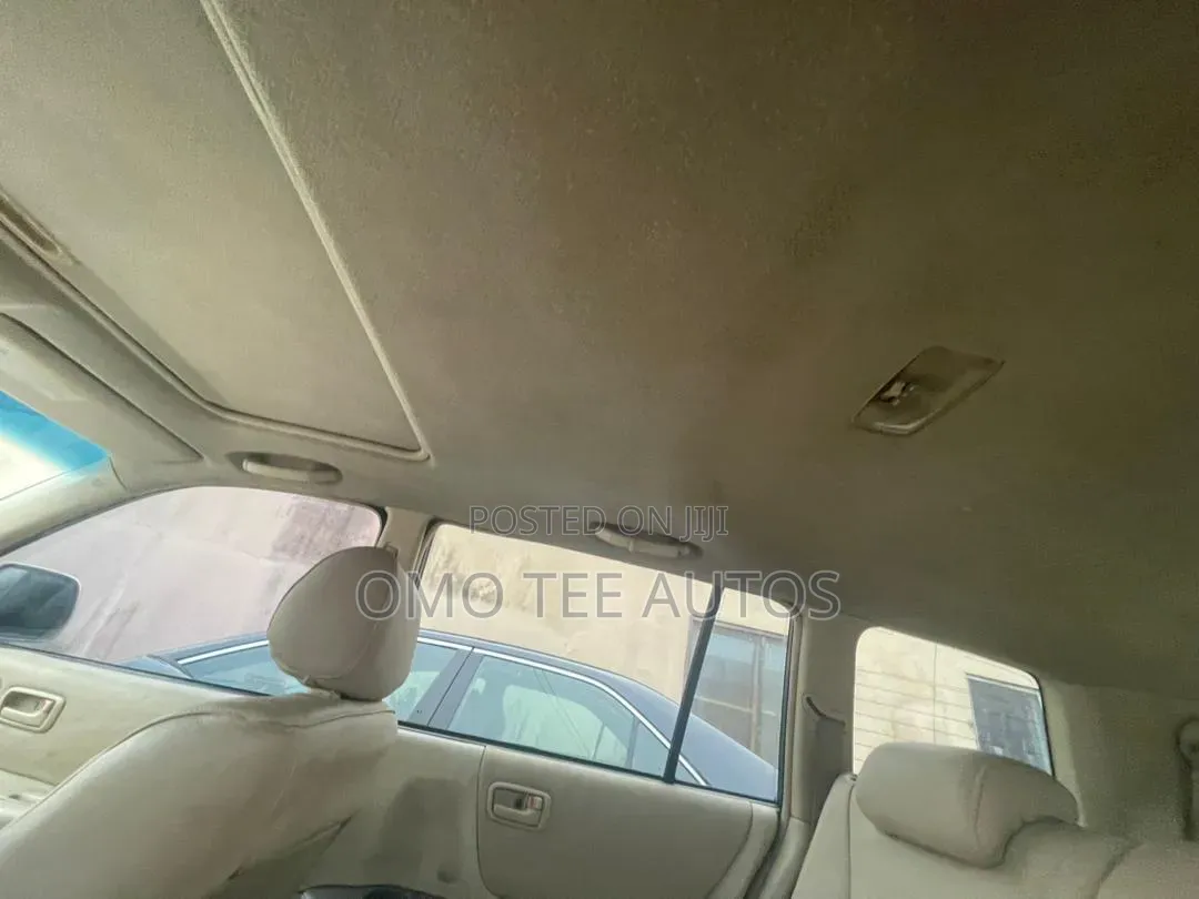 Toyota Highlander V6 2006 Gold
