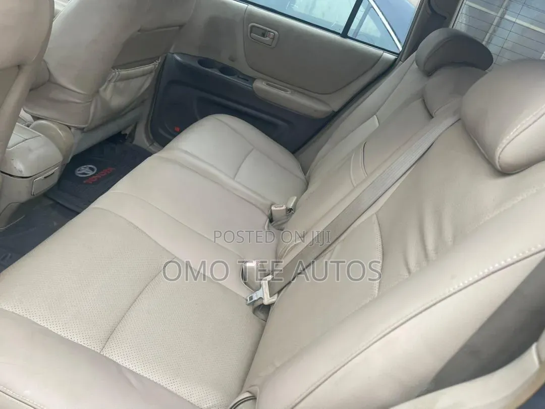 Toyota Highlander V6 2006 Gold