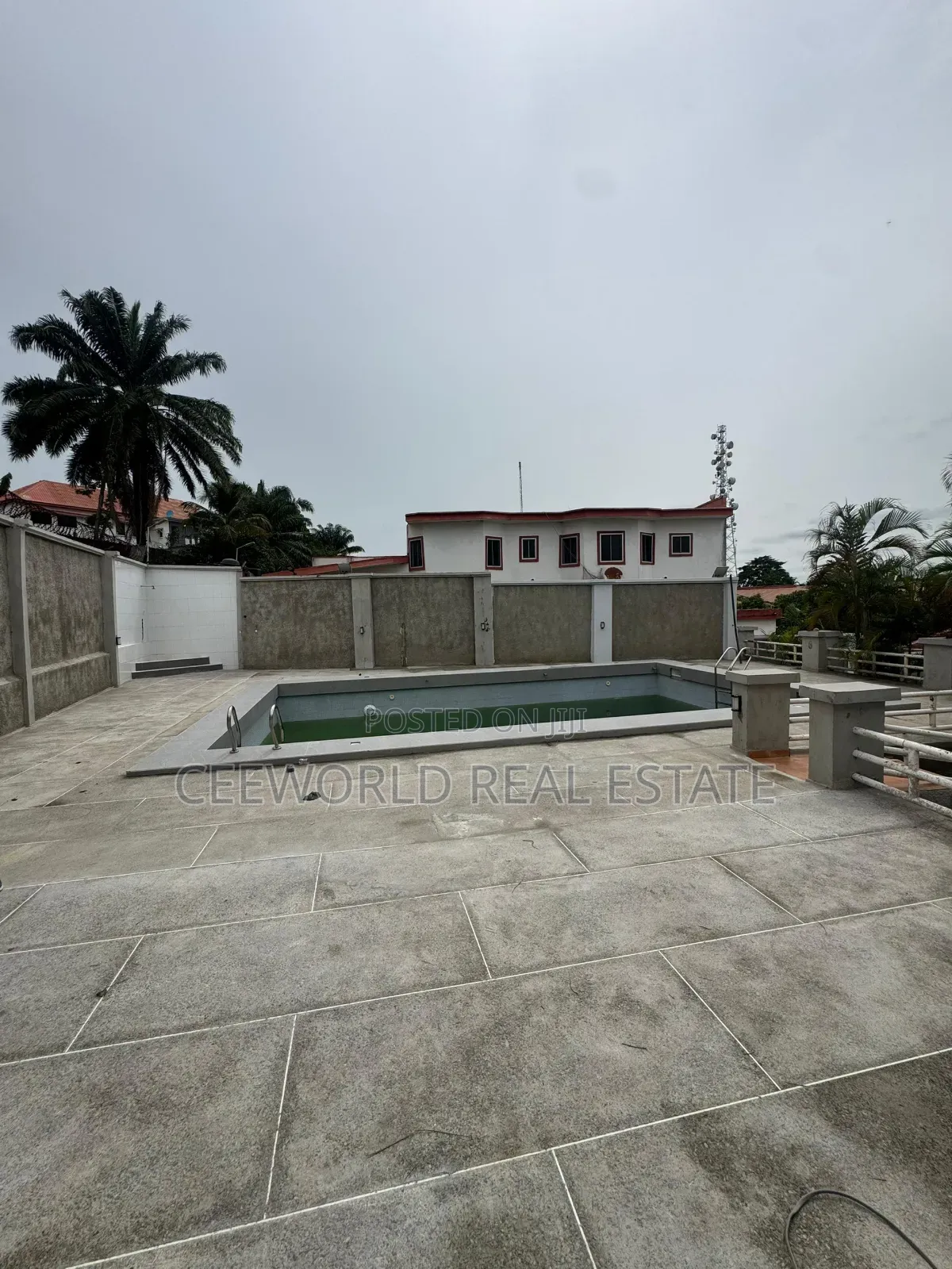 4bdrm Duplex in Agodi Gra for rent