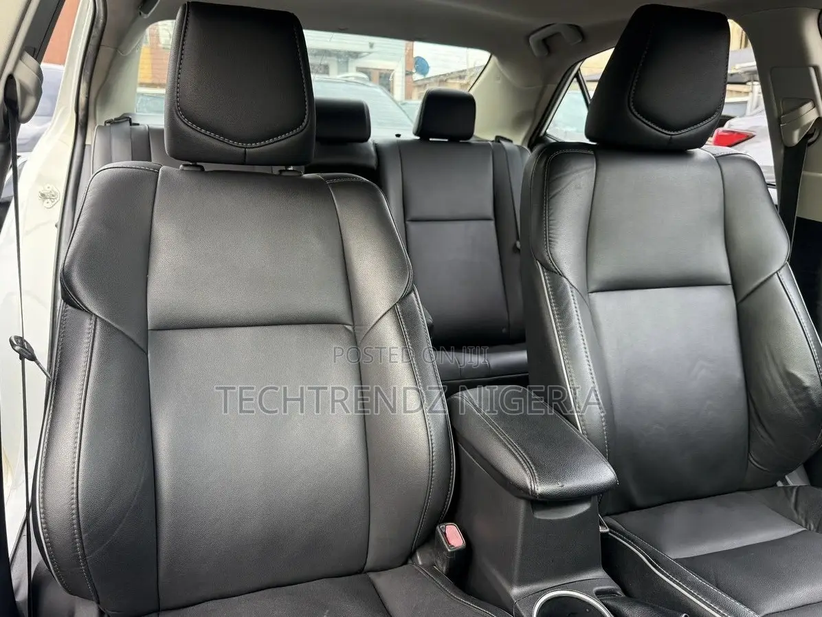 Toyota Corolla 2015 White