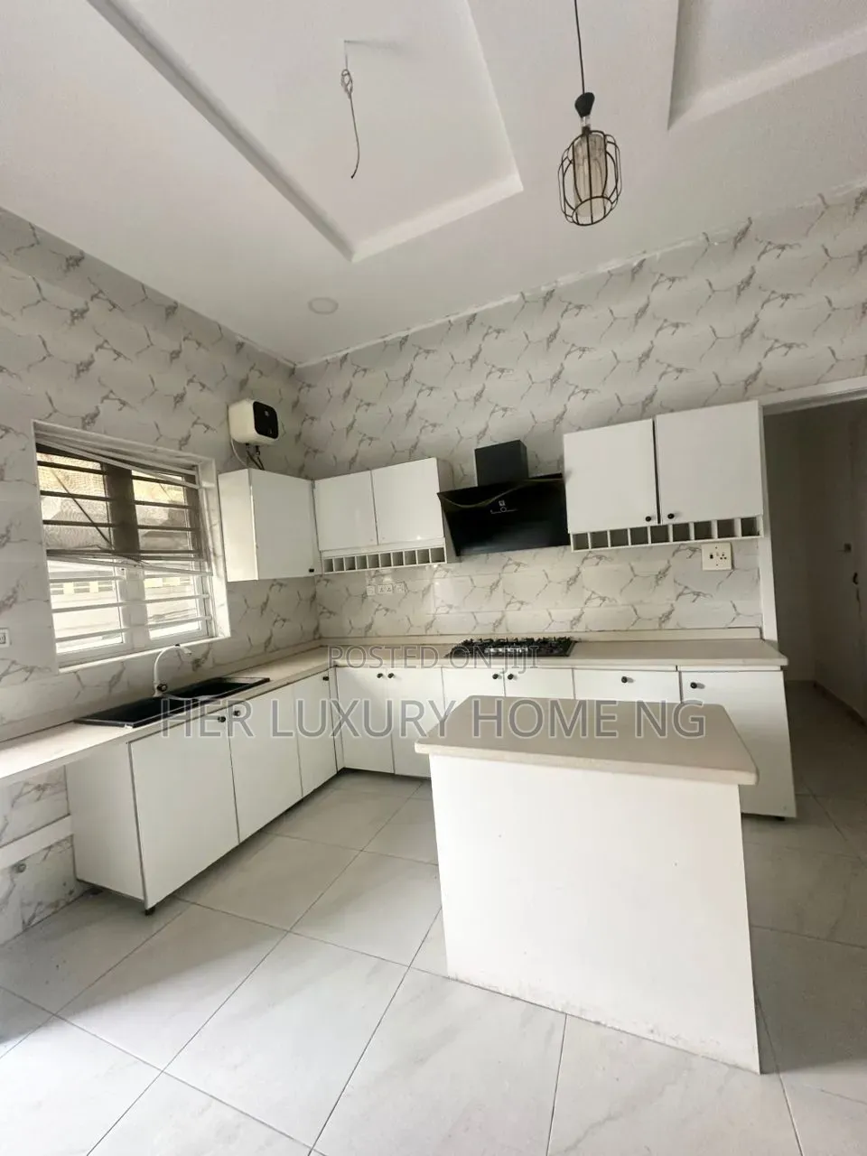 1bdrm Shared Apartment in Canal West Estate, Lekki for rent