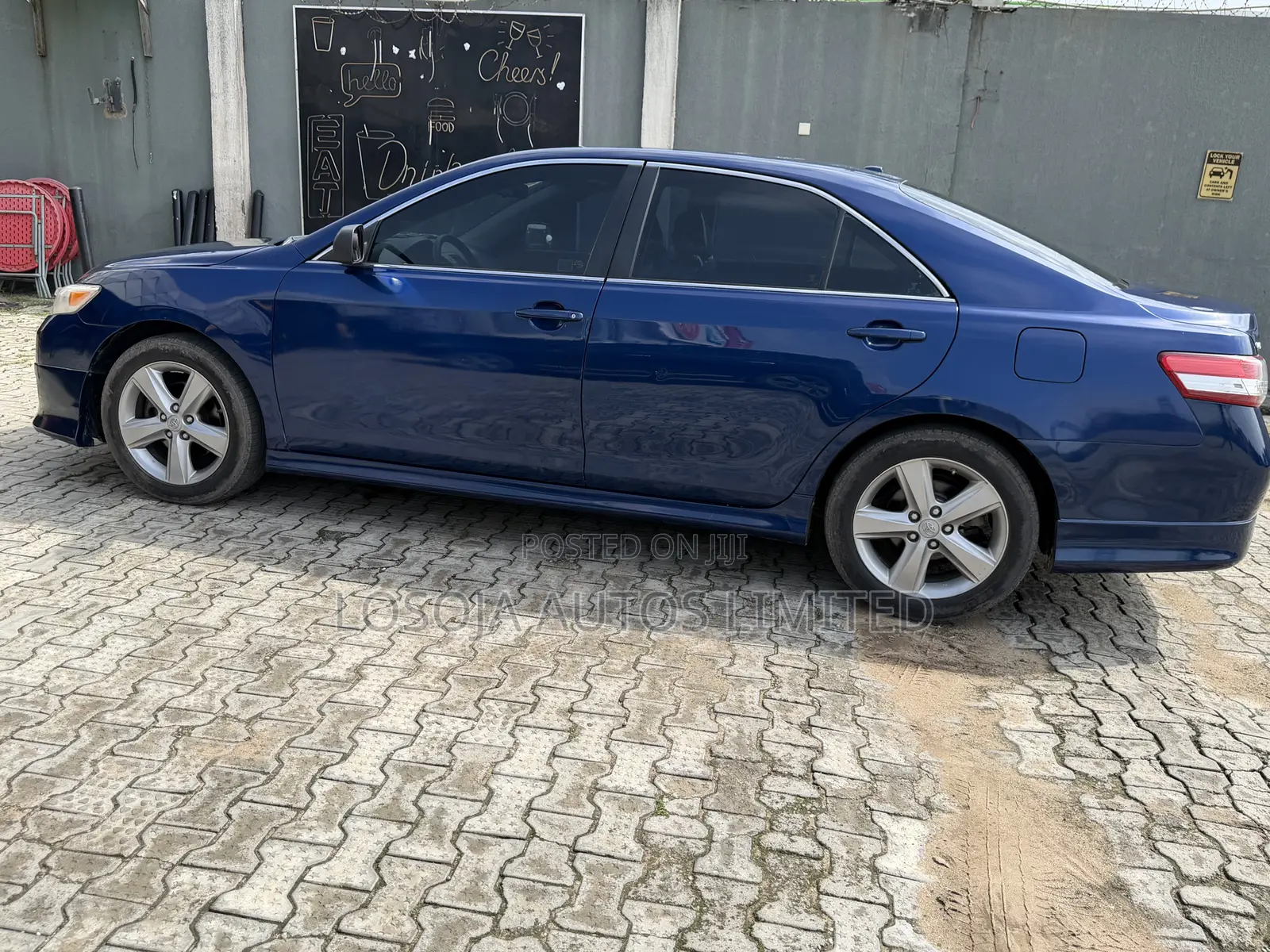 Toyota Camry SE 4dr Sedan (2.5L 4cyl 6AM) 2010 Blue