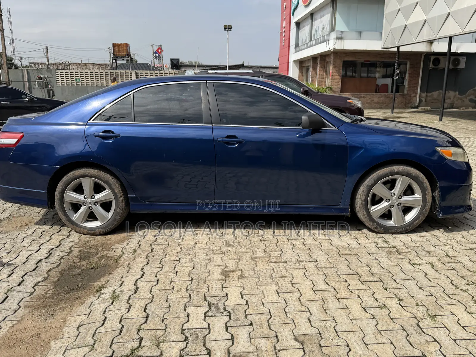 Toyota Camry SE 4dr Sedan (2.5L 4cyl 6AM) 2010 Blue