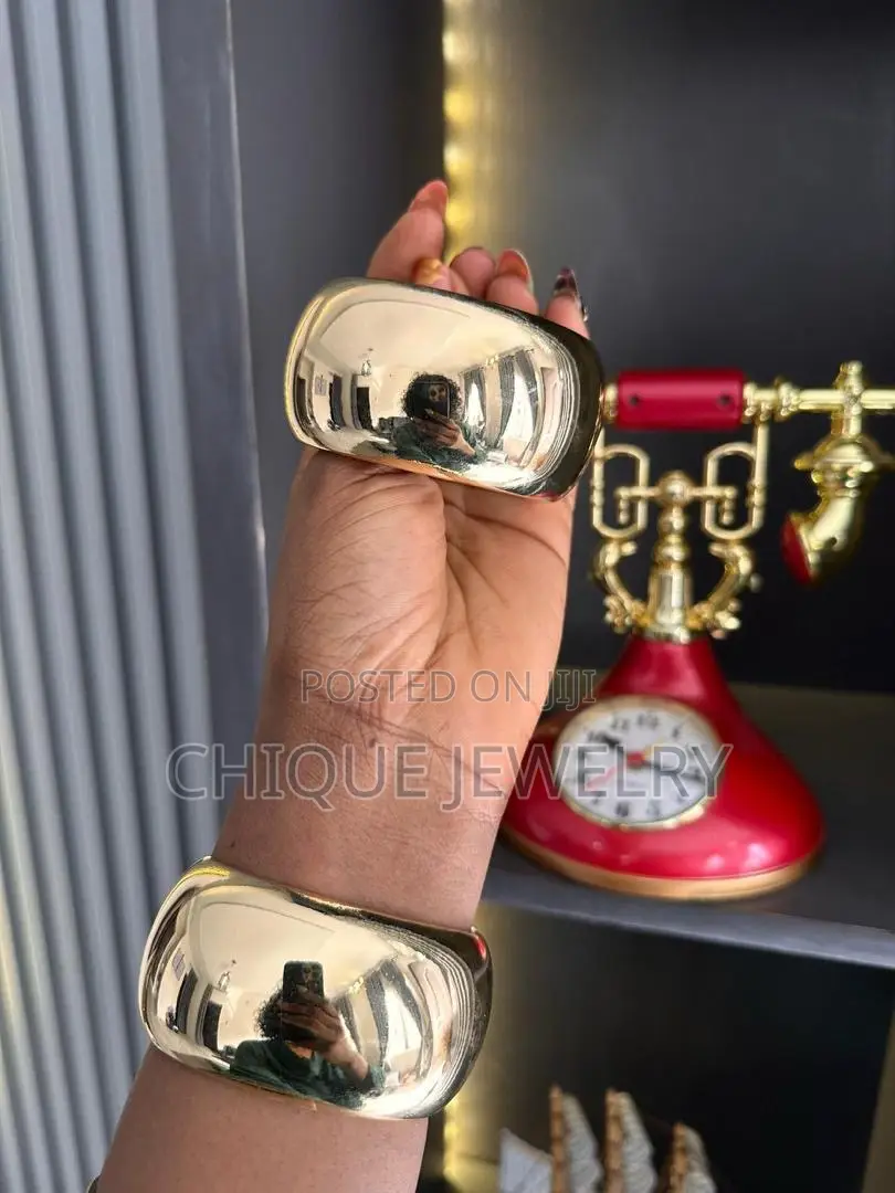 Chunky Bangles