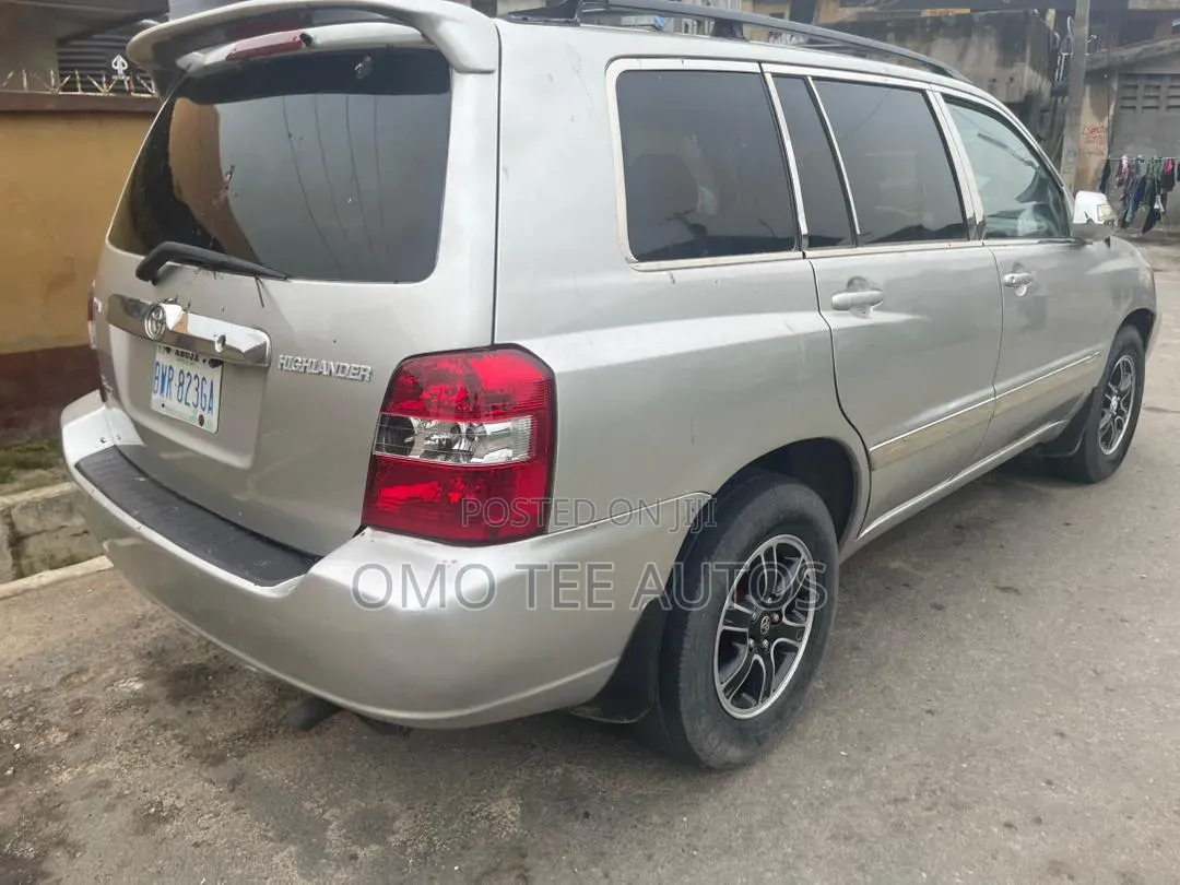 Toyota Highlander Limited V6 FWD 2004 Silver