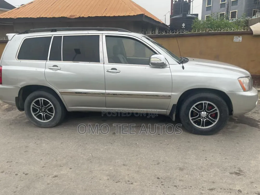 Toyota Highlander Limited V6 FWD 2004 Silver