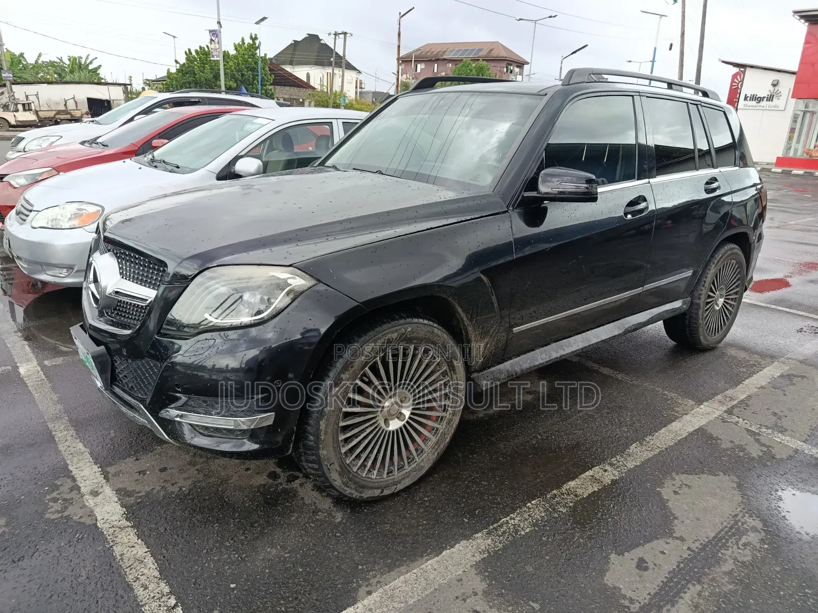 Mercedes-Benz GLK-Class 2010 Black