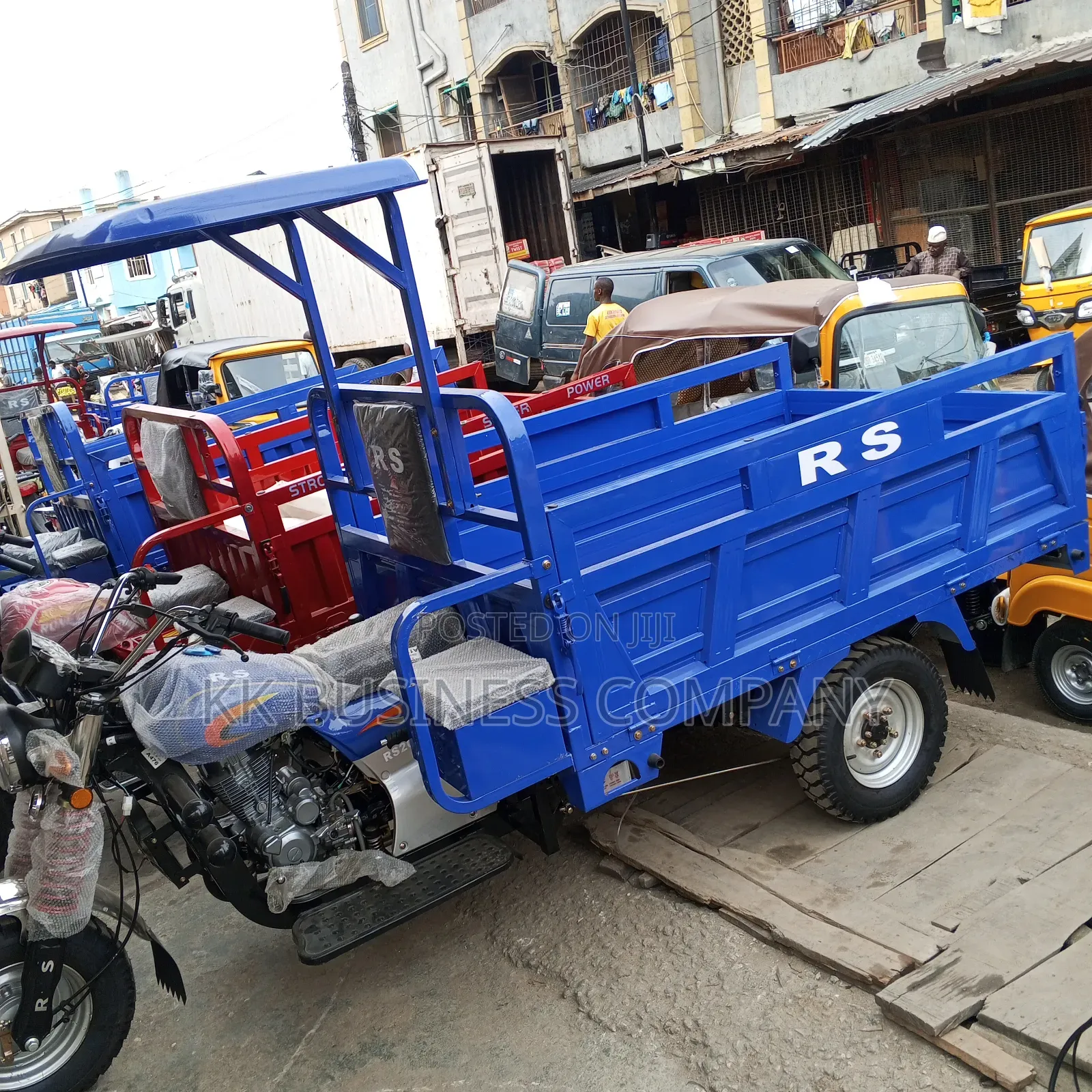New Royal Motorcycle 2025 Blue