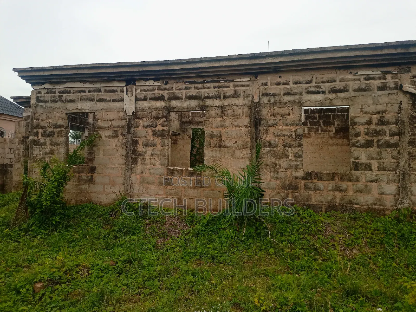 4bdrm Apartment in Benin City for sale