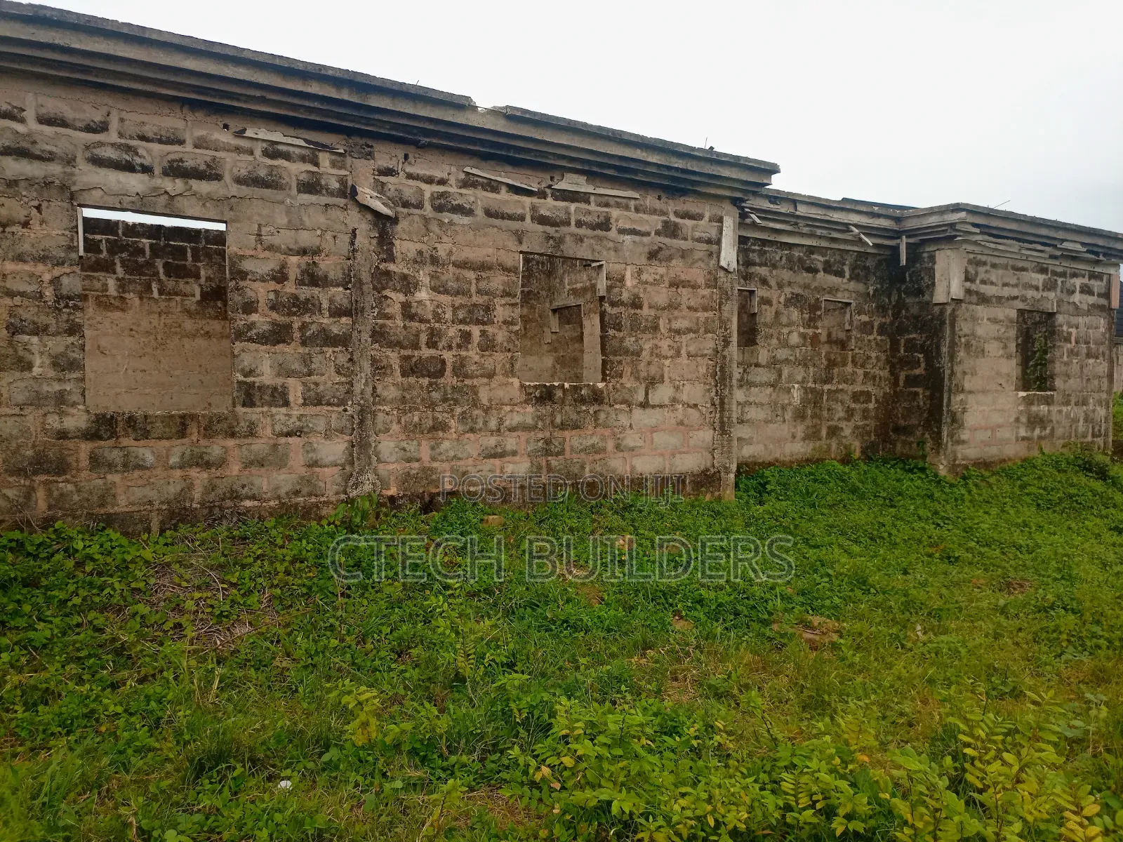 4bdrm Apartment in Benin City for sale
