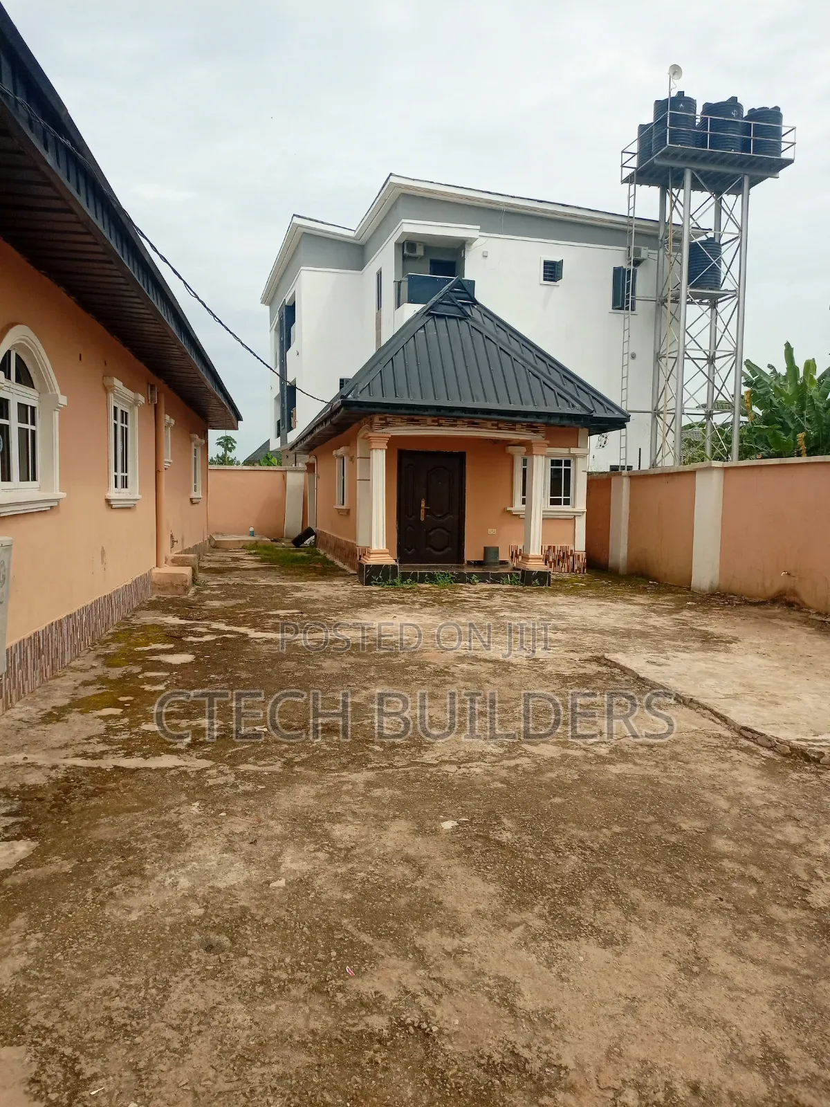 4bdrm Apartment in Benin City for rent