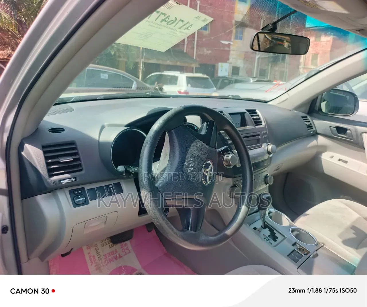 Toyota Highlander Base 2010 Silver
