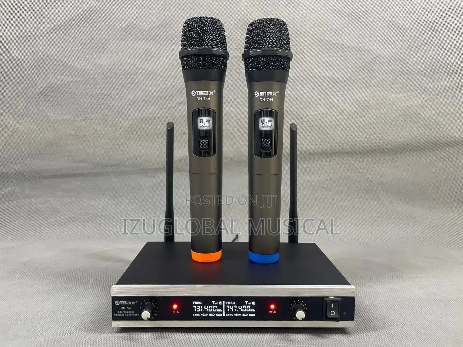 Omax Dh744 Wireless Microphone