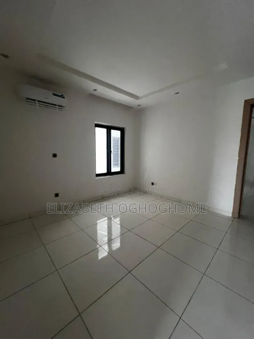 5bdrm Duplex in Parkview Estate for rent