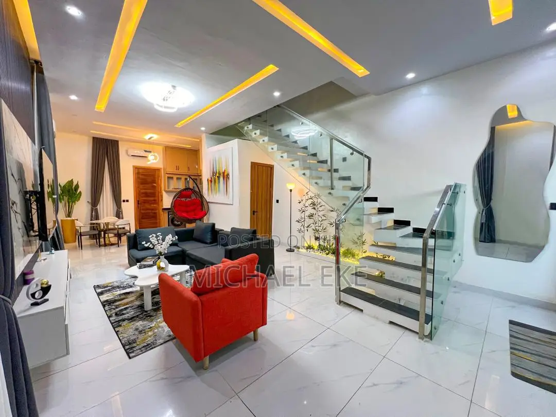 Luxurious 3 Bedroom Apartment