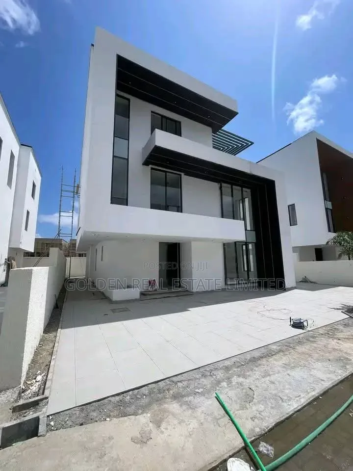 6bdrm Duplex in Lekki Phase 1 for sale