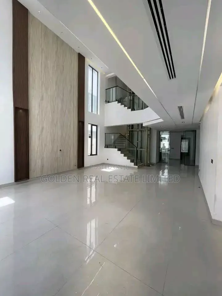 6bdrm Duplex in Lekki Phase 1 for sale