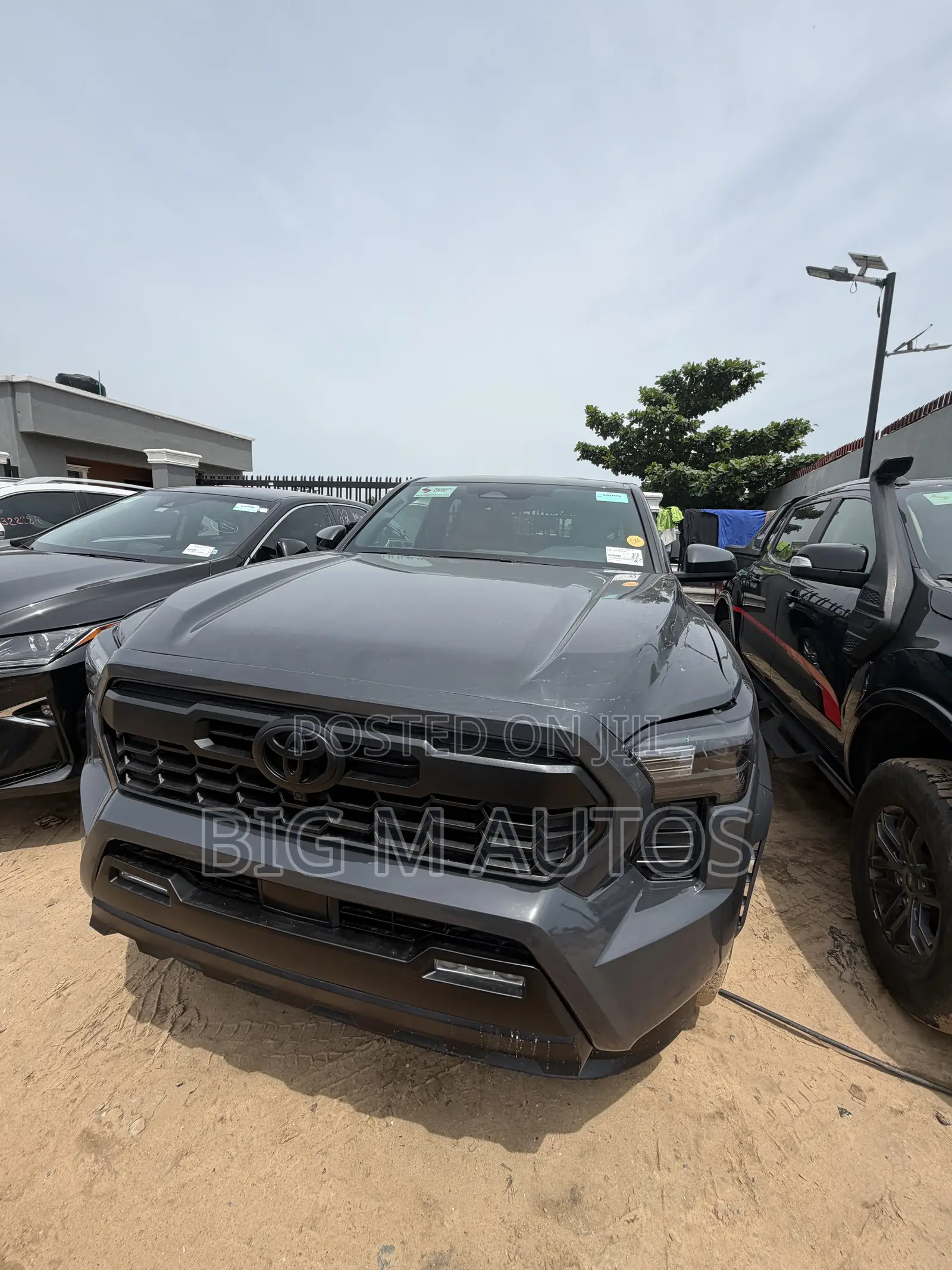Toyota Tacoma 2025 Black