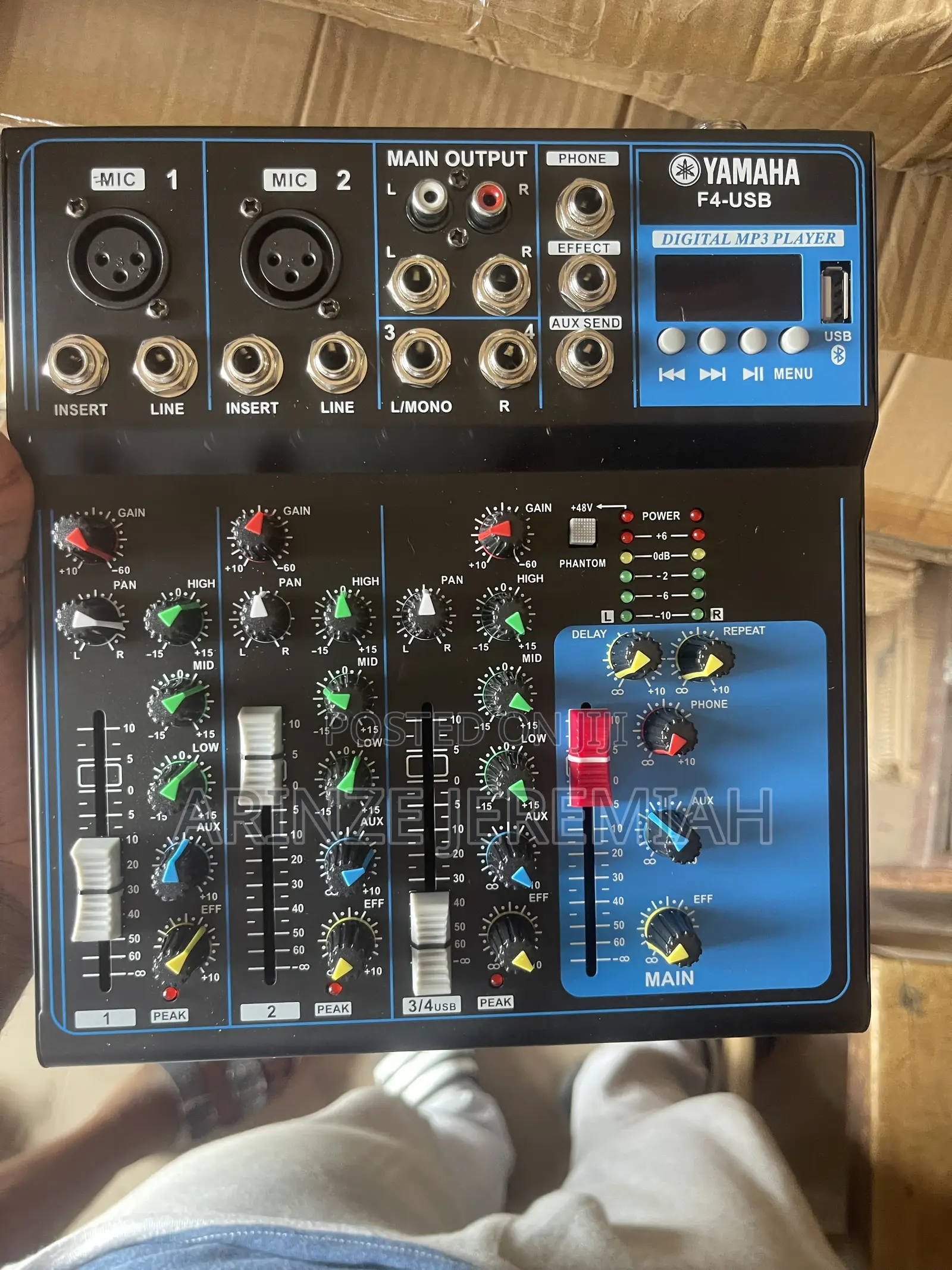 Yamaha Console Mixer