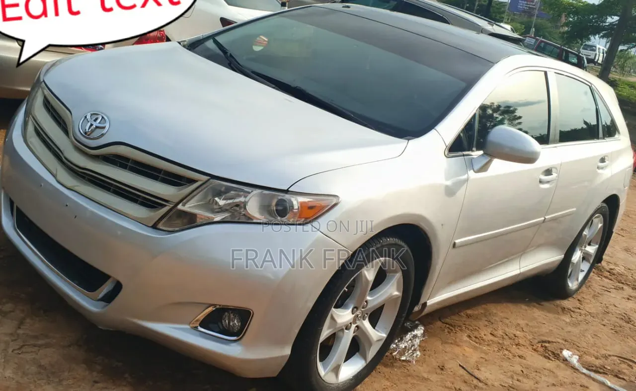 Toyota Venza 2010 Silver