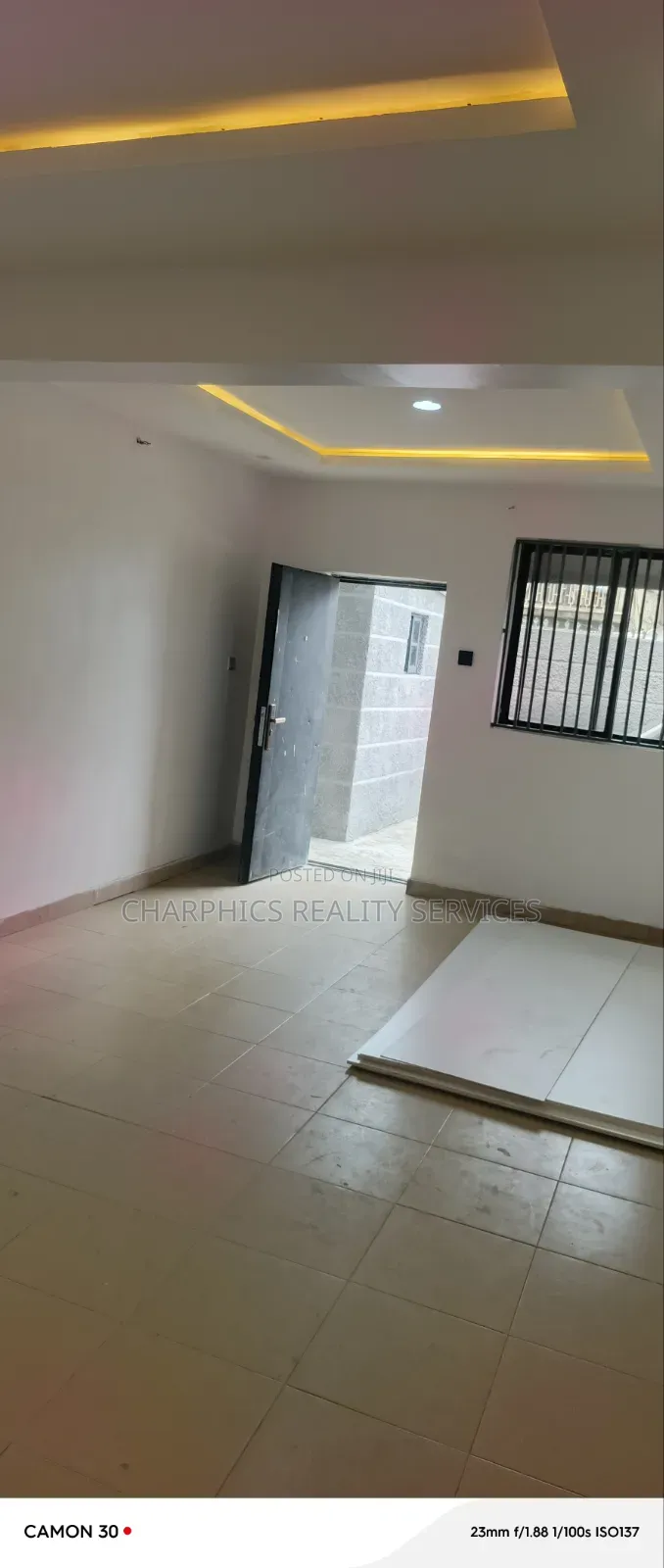3bdrm Apartment in Mende for rent