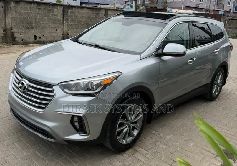 Hyundai Santa Fe Limited AWD 2017 Silver