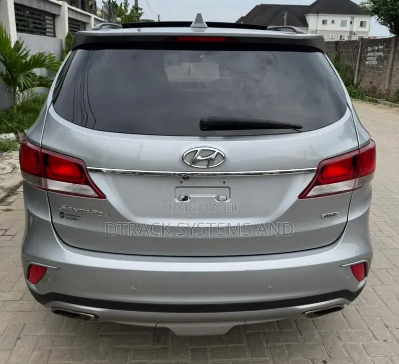Hyundai Santa Fe Limited AWD 2017 Silver