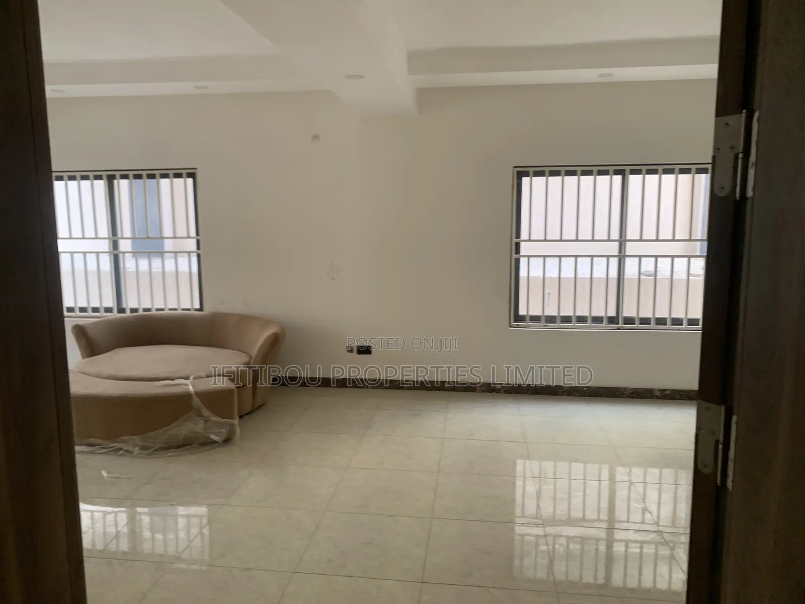 5bdrm Duplex in New Estate, Mabushi for sale