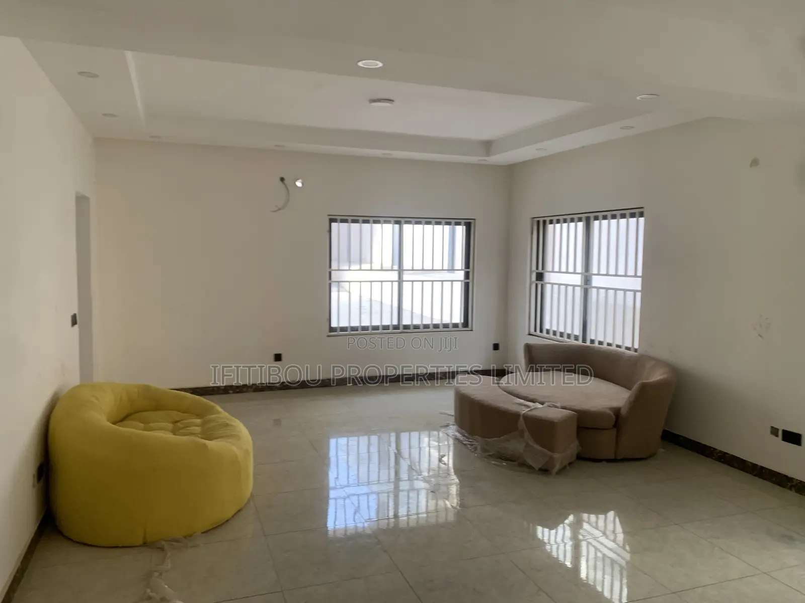 5bdrm Duplex in New Estate, Mabushi for sale