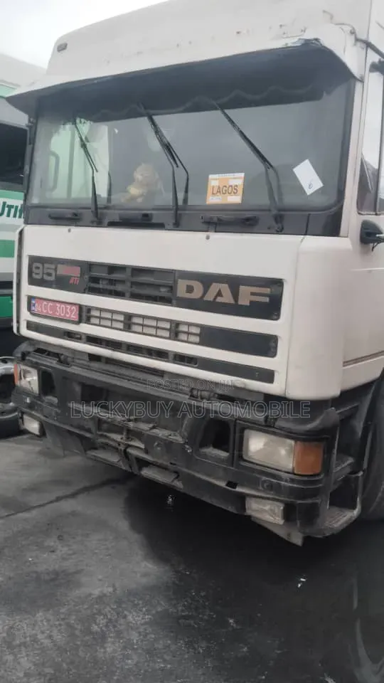 Daf 85 Cf Ati Trailer Head