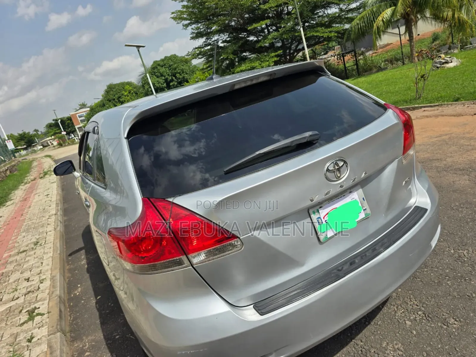 Toyota Venza 2010 Silver
