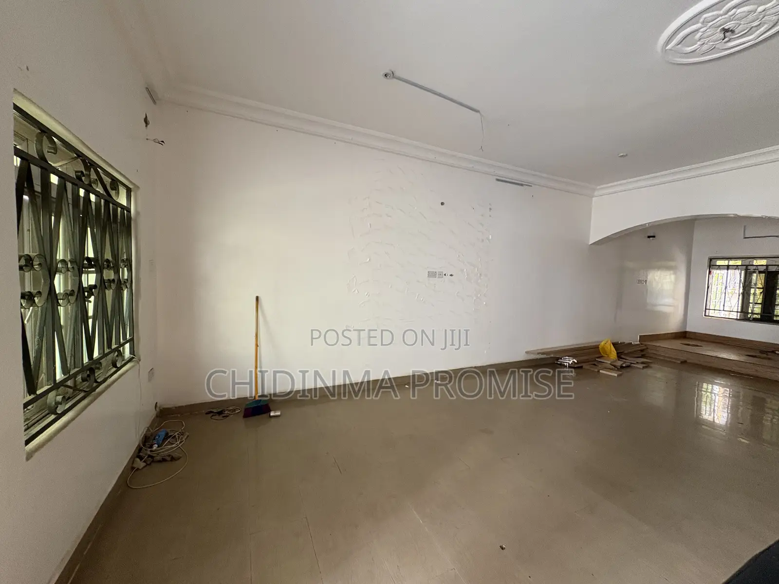 3bdrm Block of Flats in Wuye for rent
