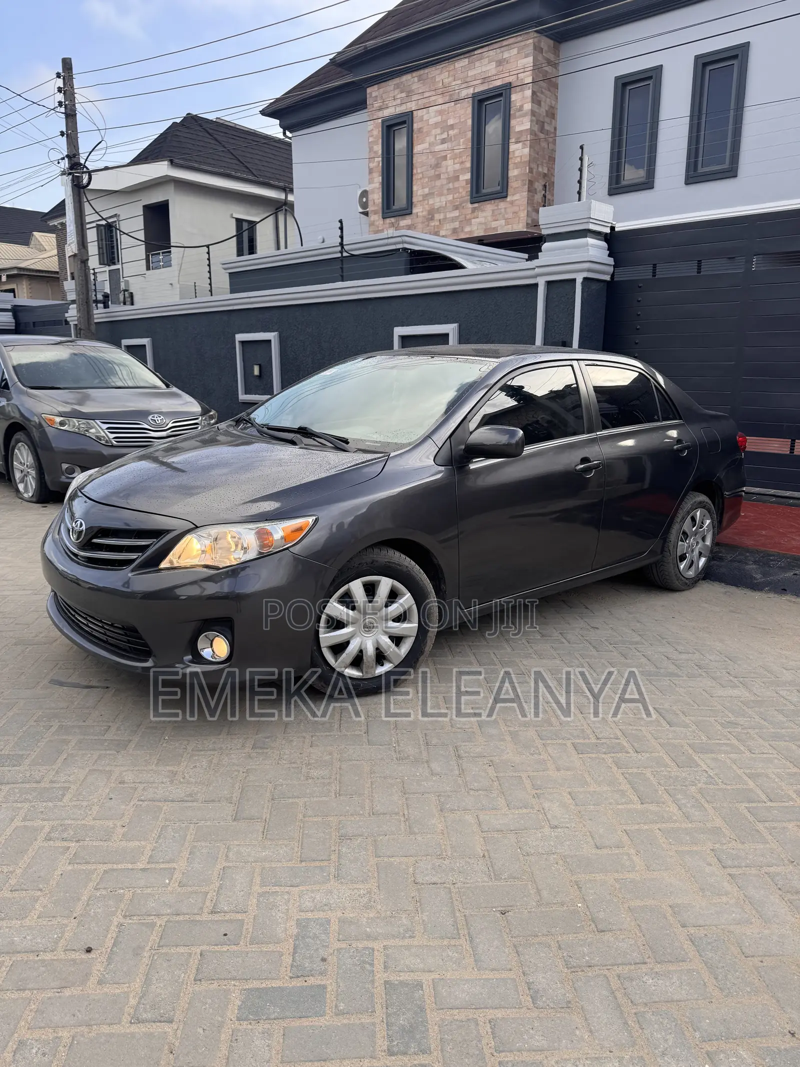 Toyota Corolla LE Special Edition 4dr Sedan (1.8L 4cyl 4A) 2013 Gray