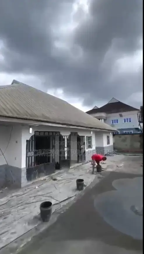 3bdrm Bungalow in Oroworukwo for rent