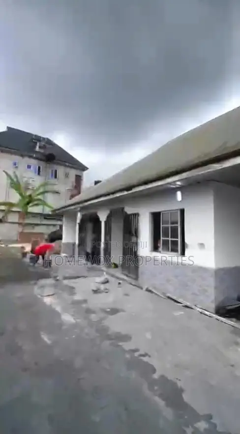 3bdrm Bungalow in Oroworukwo for rent