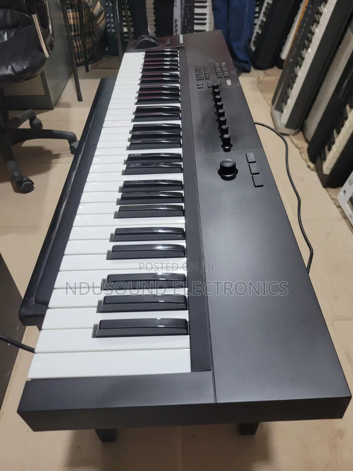 Komplete Kontrol Midi 61
