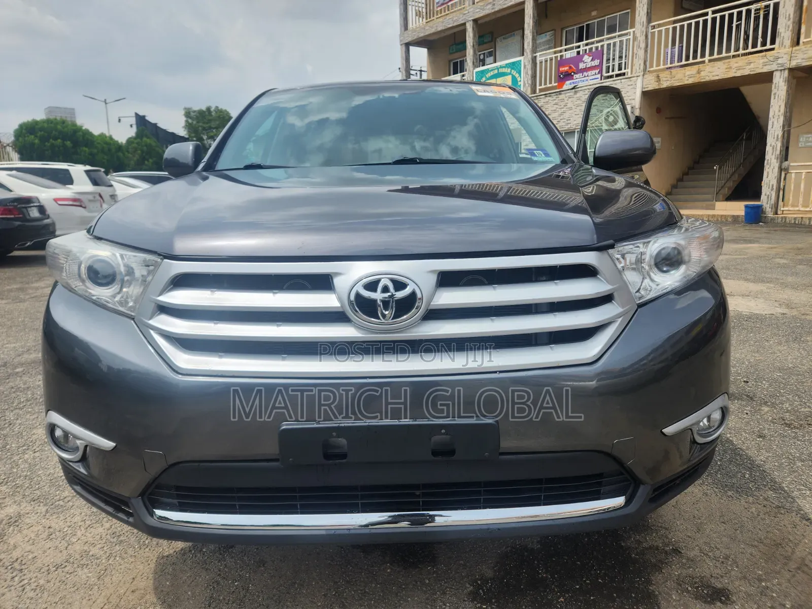 Toyota Highlander Plus 3.5L 4WD 2013 Gray