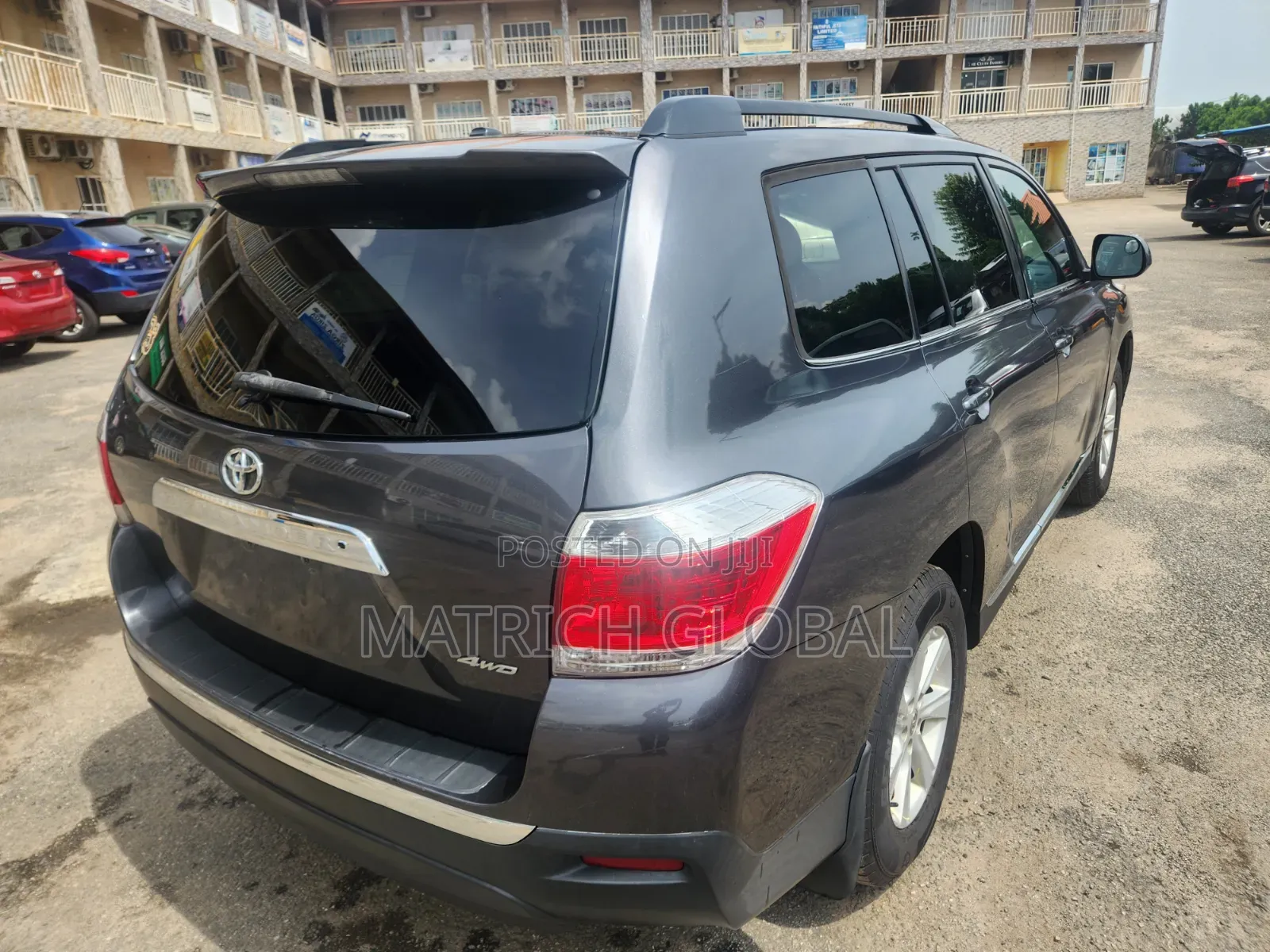 Toyota Highlander Plus 3.5L 4WD 2013 Gray