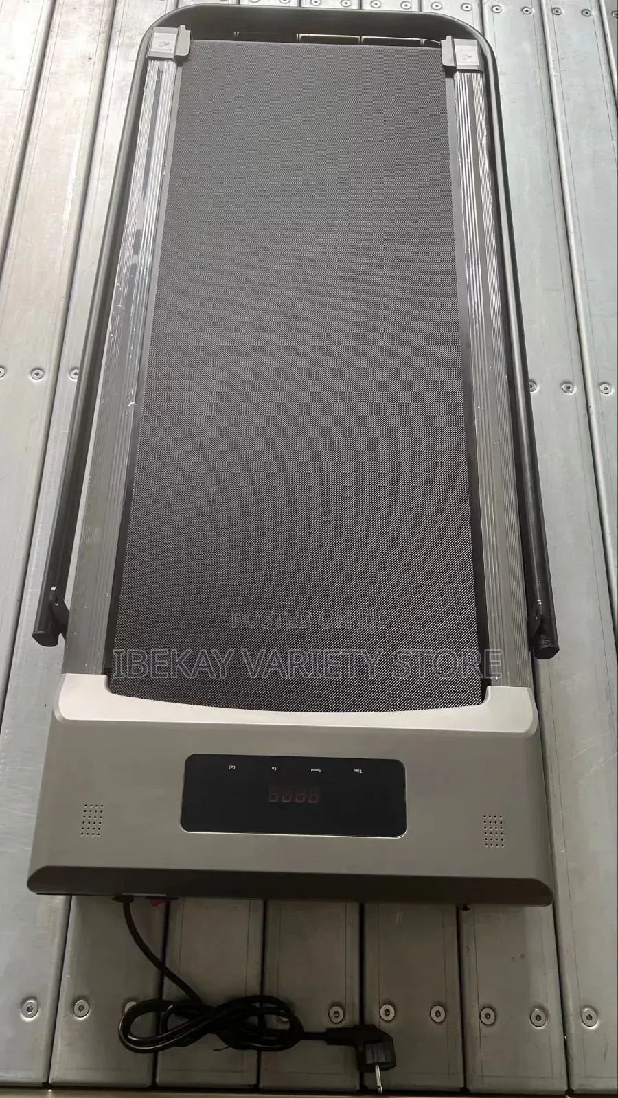 Executive Home Treadmill With Bluetooth Speaker