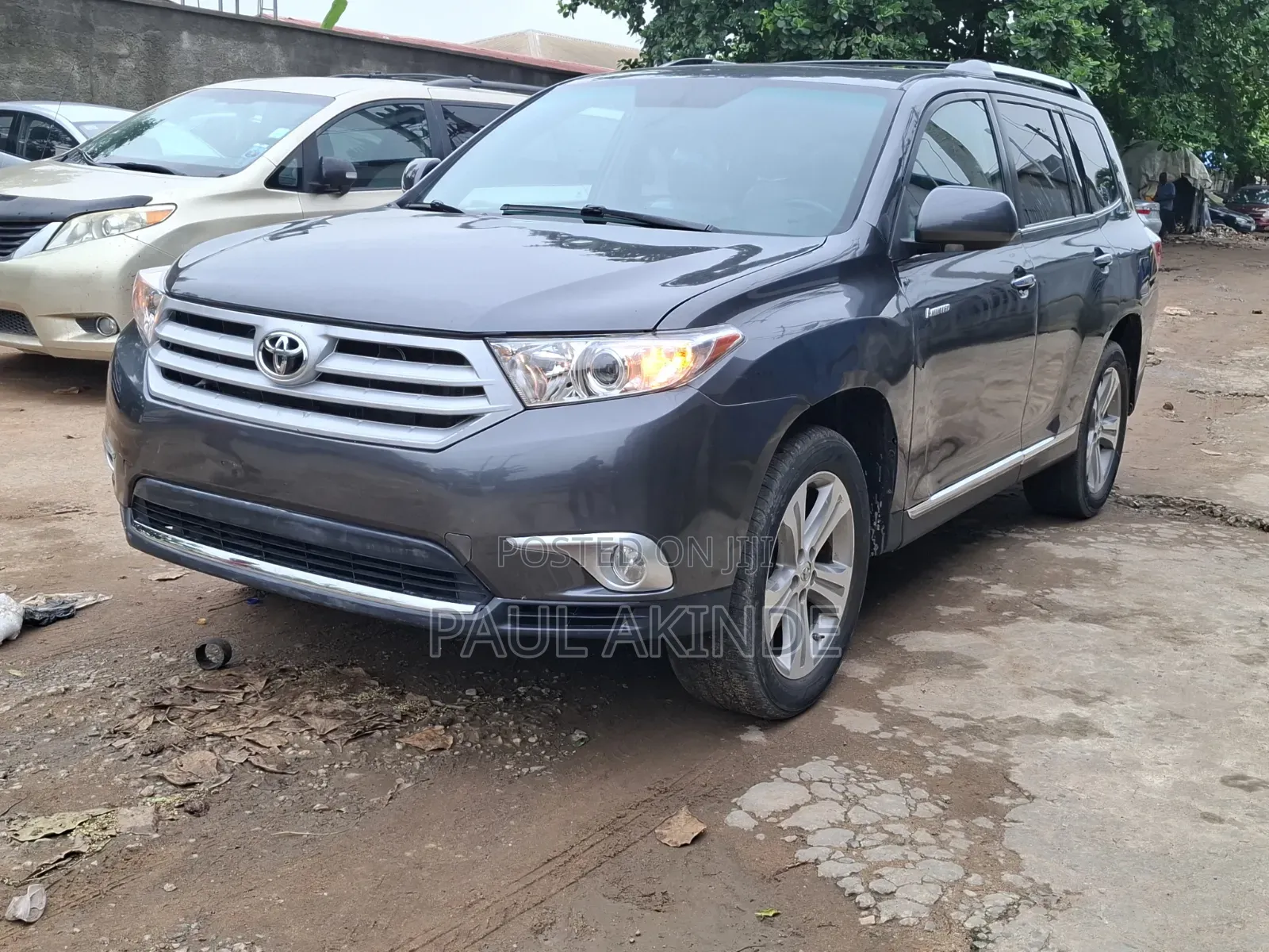 Toyota Highlander Limited 3.5L 2WD 2013 Gray