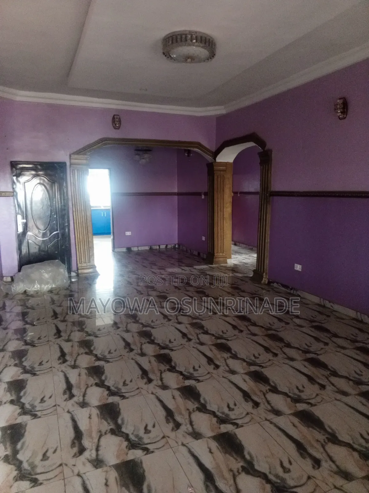3bdrm Apartment in Ologuneru for rent