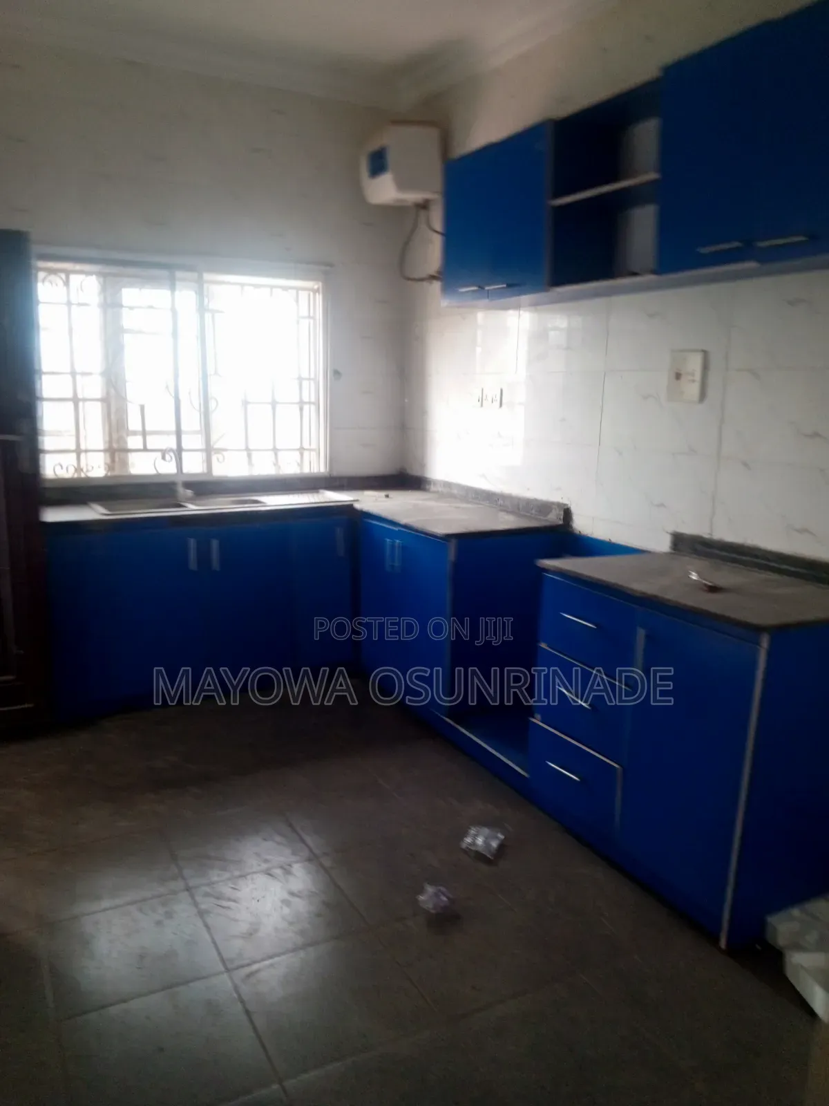 3bdrm Apartment in Ologuneru for rent