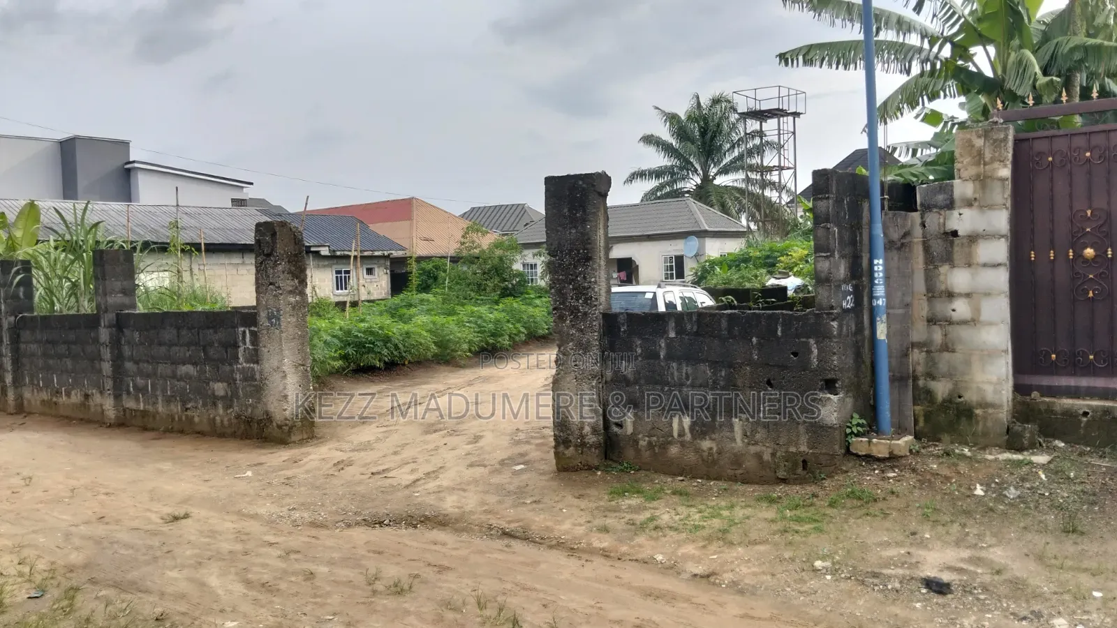 For Sale: 3 Plots With a Small Bungalow at Mandela Estate Sars Rd Ph