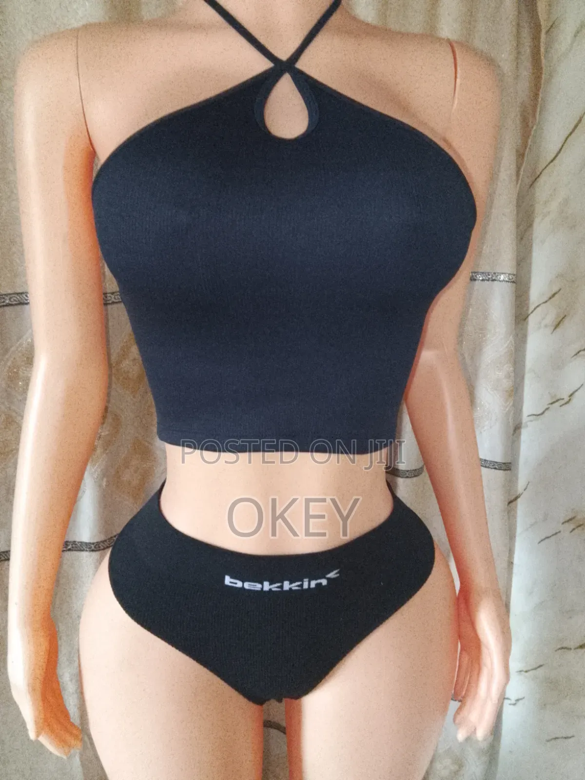 Tow Pics Beach Wear