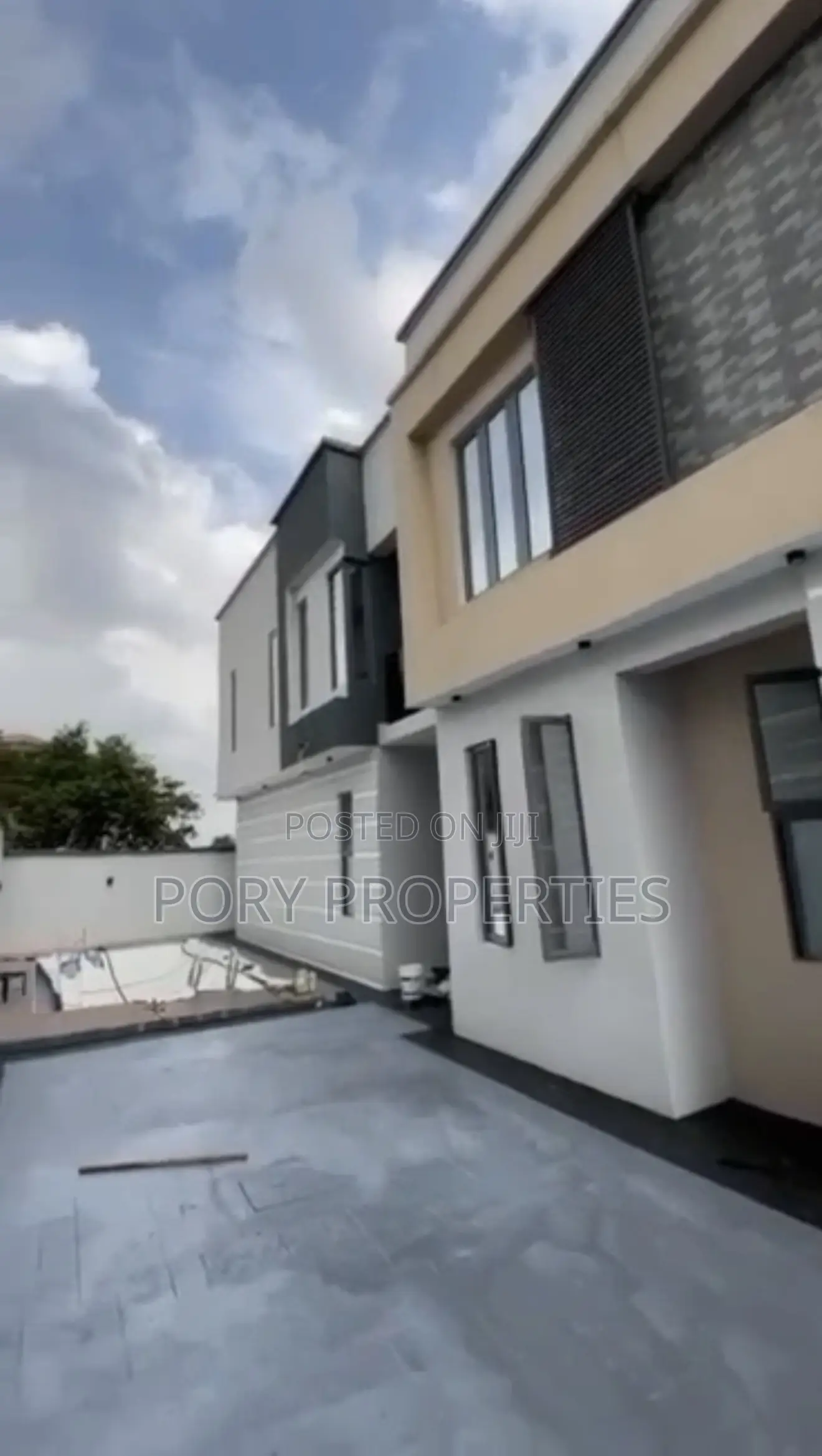 Furnished 4bdrm House in Omole Estate for sale