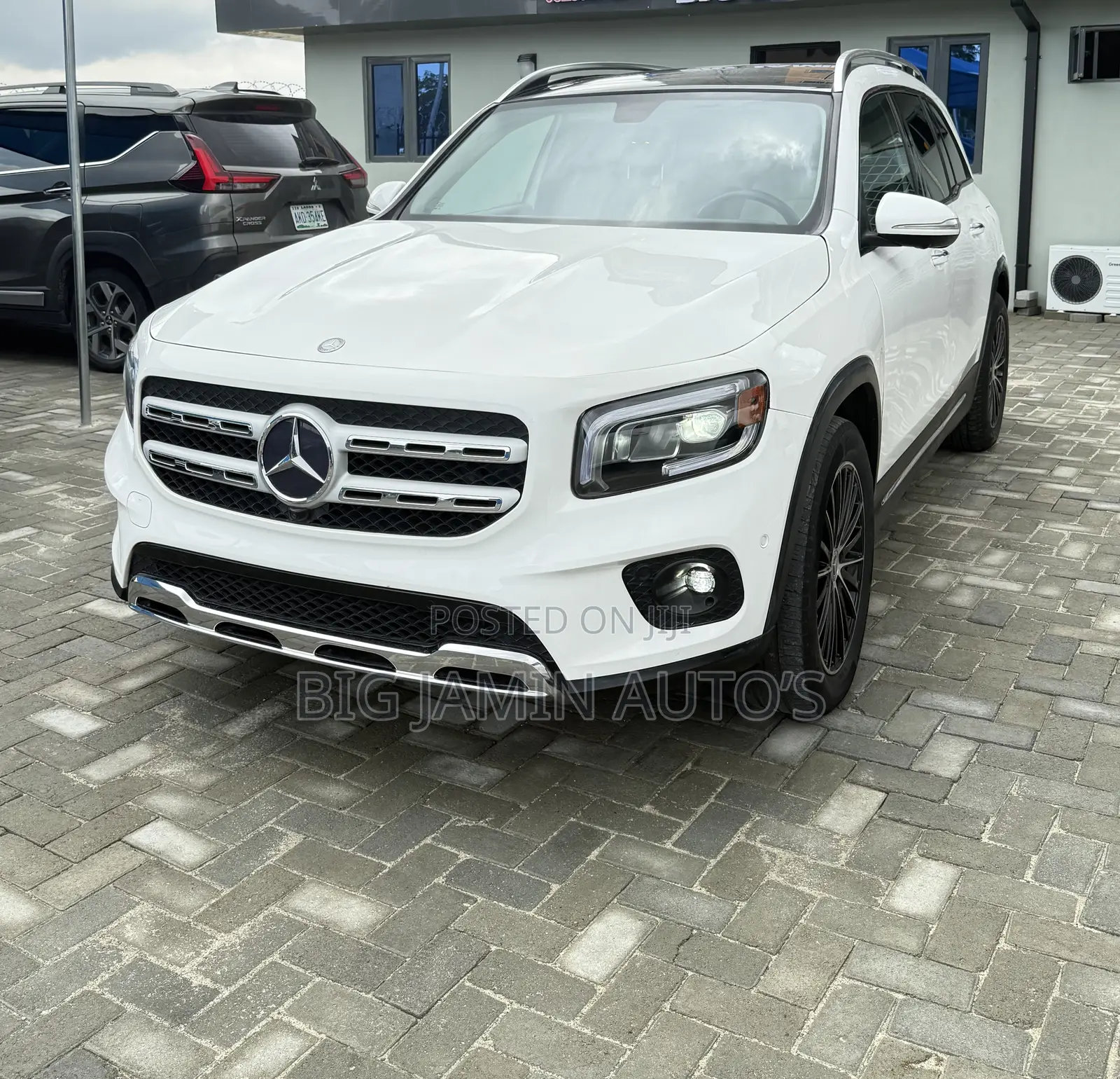 Mercedes-Benz GLB-Class GLB 250 4MATIC 2021 White