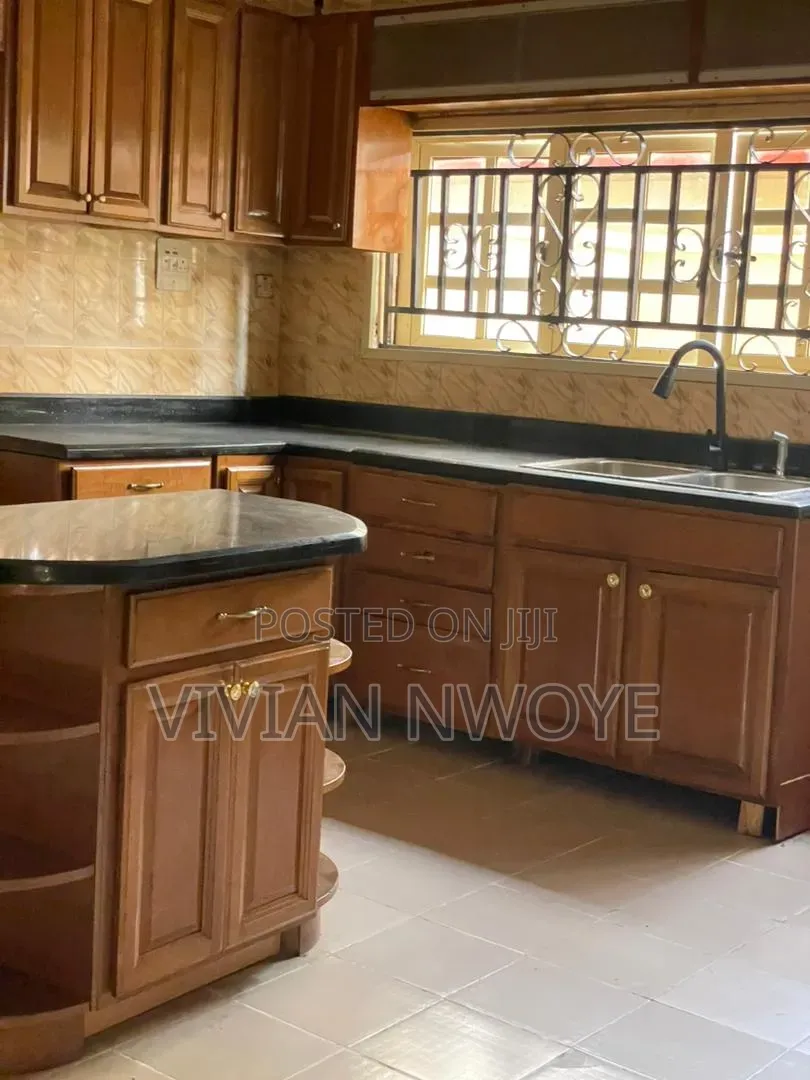 5bdrm Duplex in Fountain Spring, Sangotedo for rent