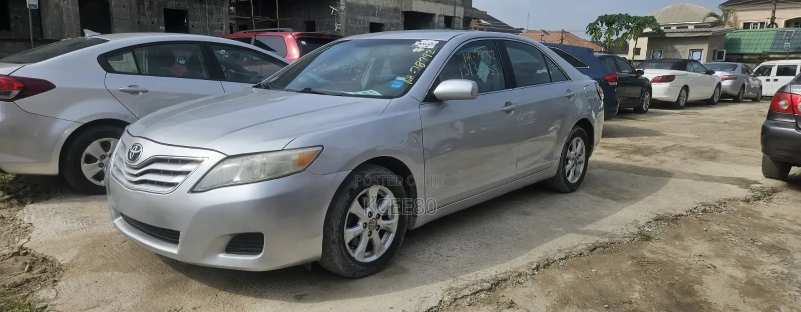 Toyota Camry Base 4dr Sedan (2.5L 4cyl 6M) 2010 Silver